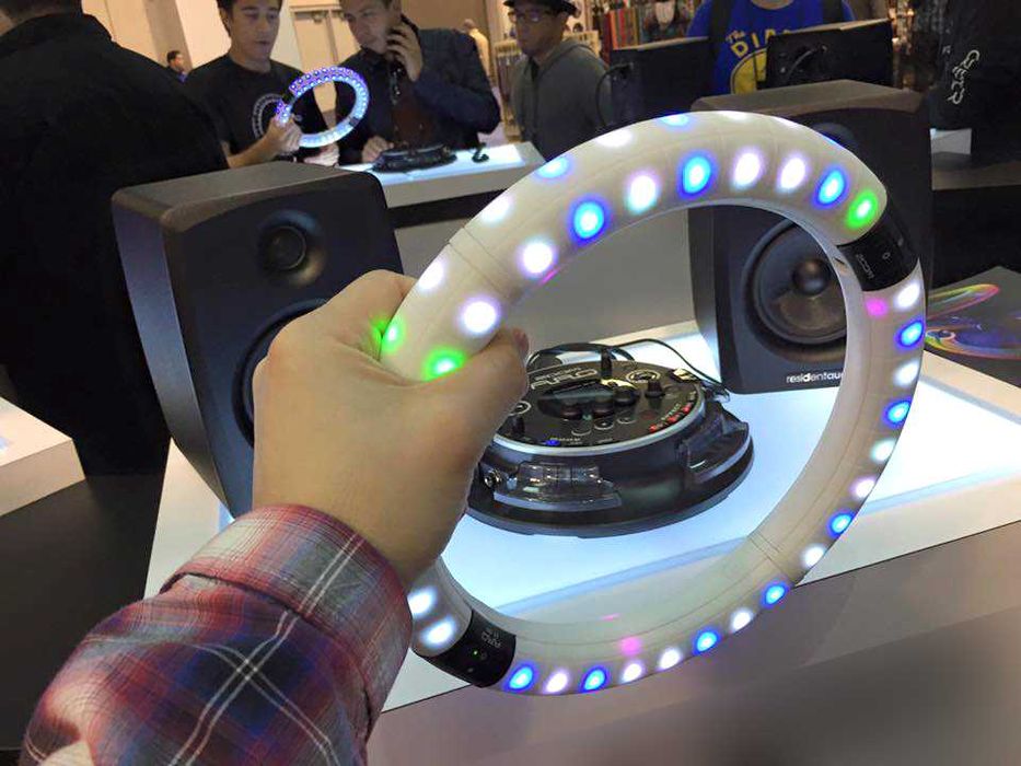 Zoom ARQ AR-96 - Уникальный грувбокс, синтезатор, драм-машина, семплер