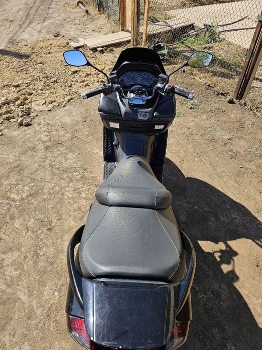 Скутер Suzuki skywave 400