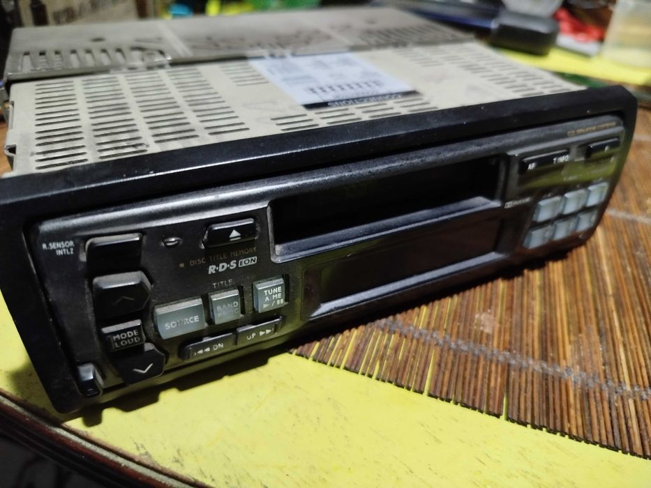 Auto radio alpine TDM 7545 r vintage anos 90 para recuperar