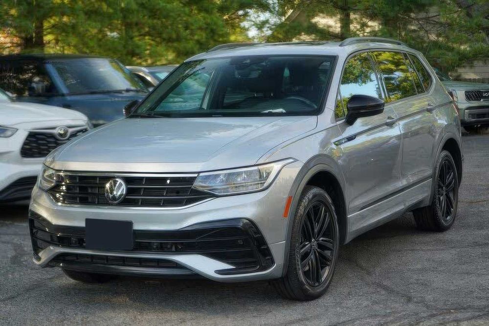Volkswagen Tiguan SE R-Line Black 4Motion      2022