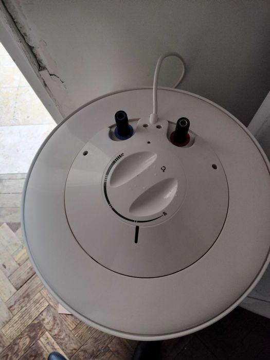 Termoacumulador de água quente e frio marca candy