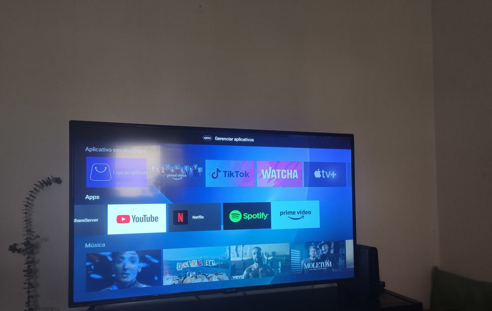 TV Silver 55" LED UltraHD 4K como nova