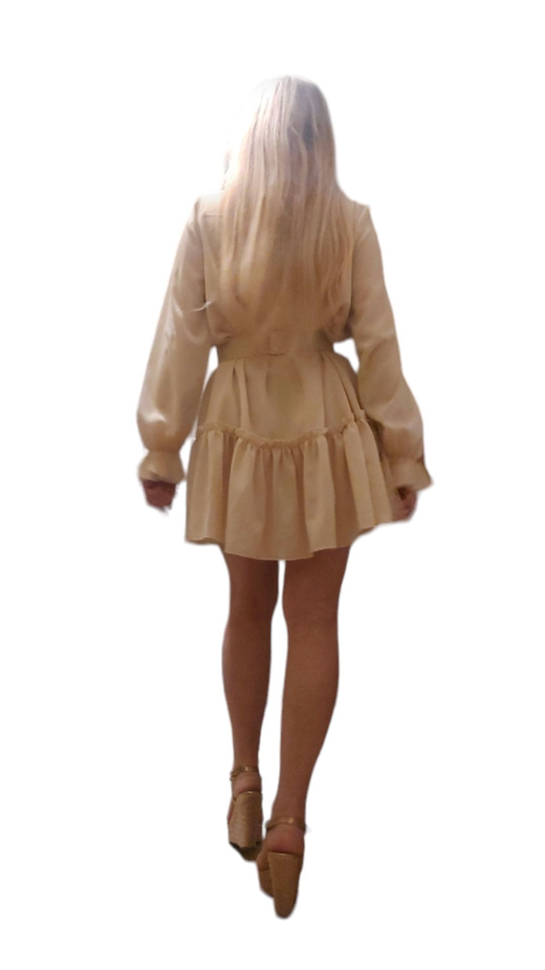 Платье - рубашка светло бежевая , шёлк  , размер М.