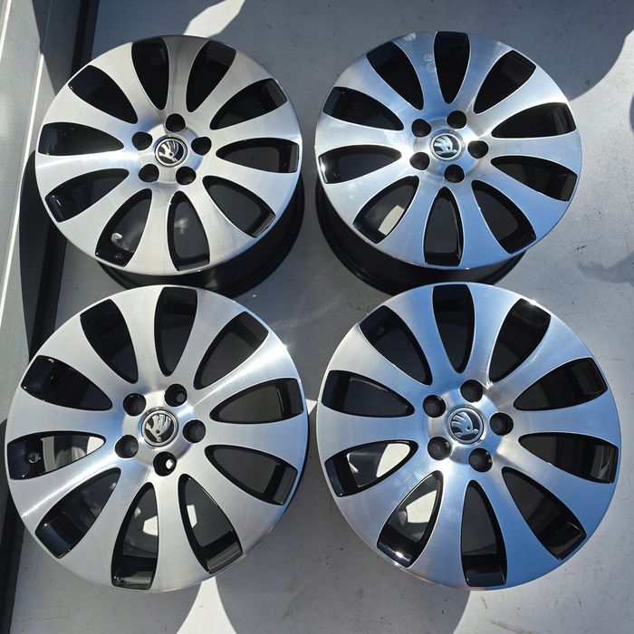 Skoda Superb II Octavia II Iii IV Yeti Karoq 5x112 17'' ET49 4X