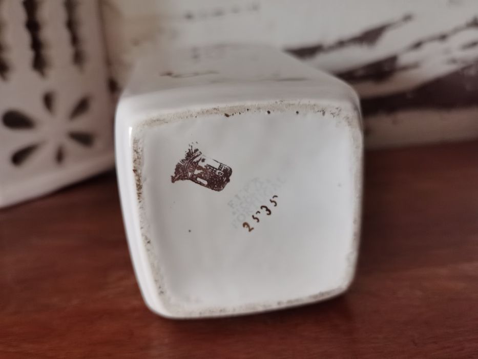 Garrafa Vintage selada e numerada