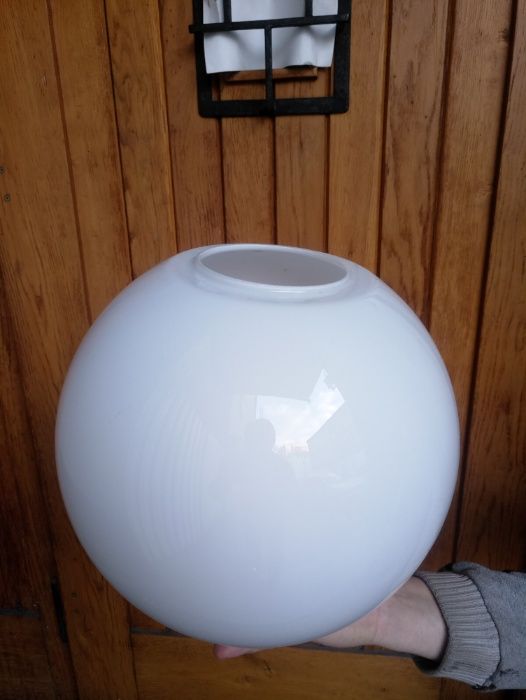 lampa szklana kula 30 cm- wiele egzemplarzy ( sztuk).   Czytaj   tekst