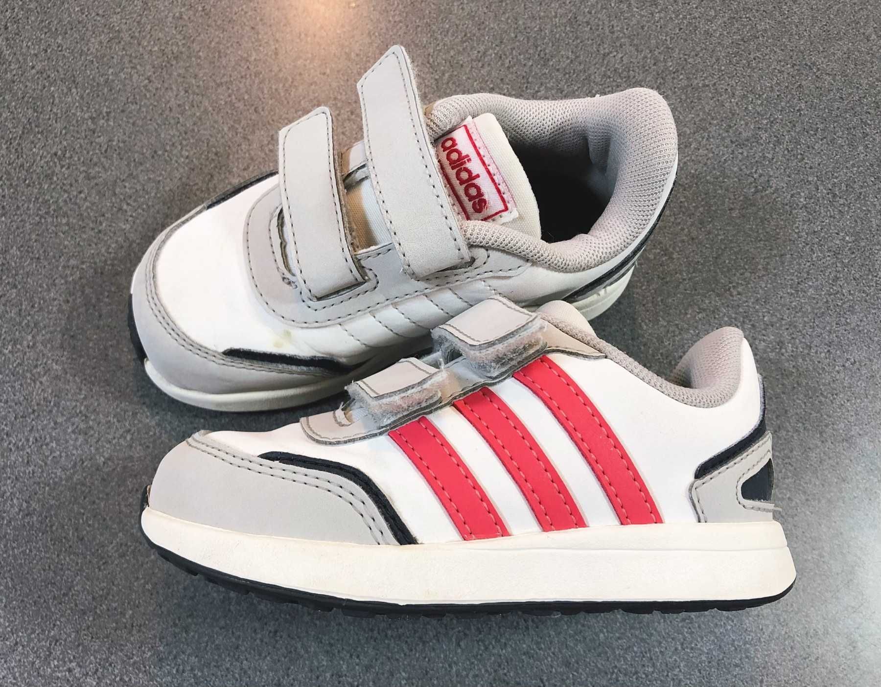 Кросівки Adidas 23 розмір