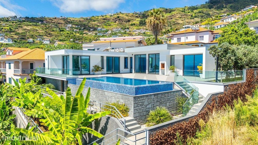 Infinite Atlantic Villa