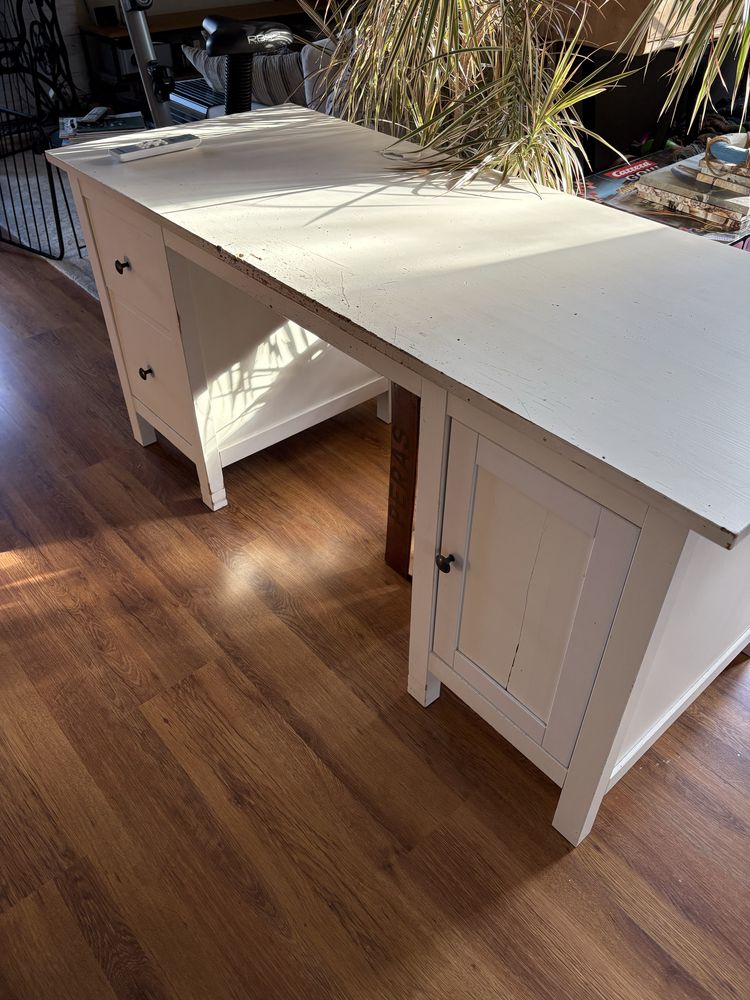 Oddam za darmo biurko ikea
