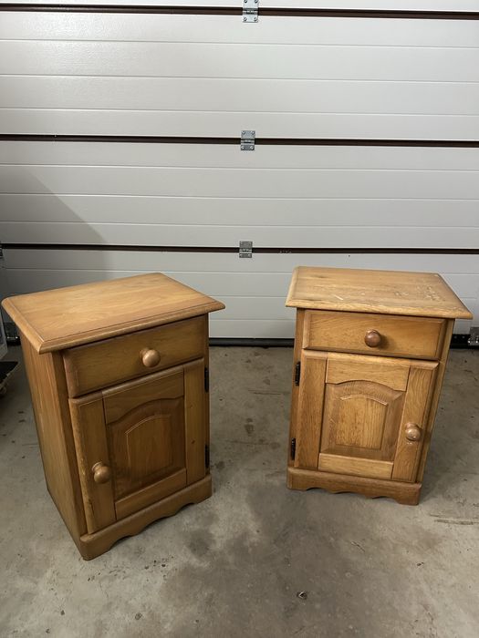 Dębowe szafki nocne