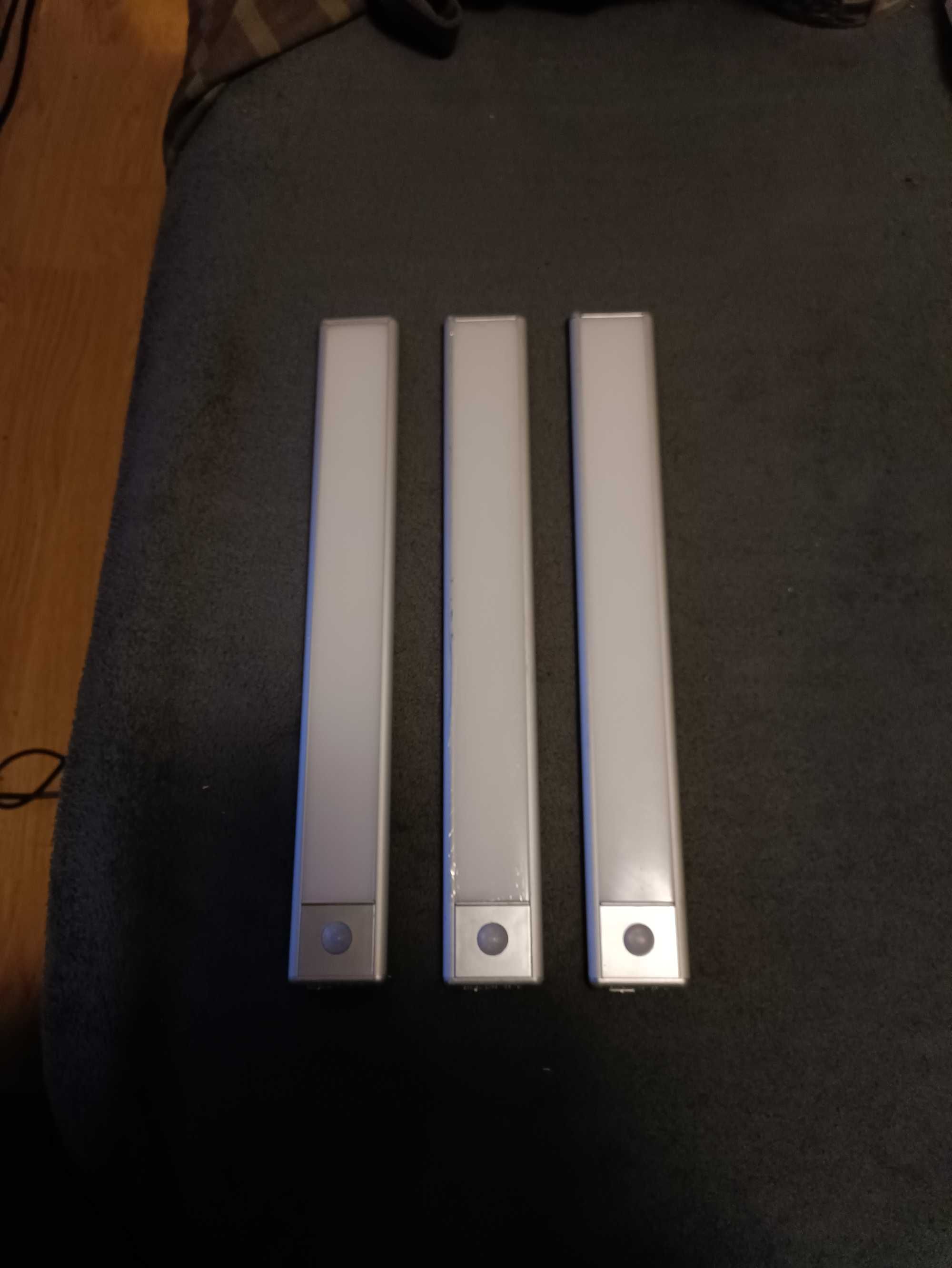 Lampa czujnik ruchu magnes LED listwa oświetlenie 30cm akumulator USB