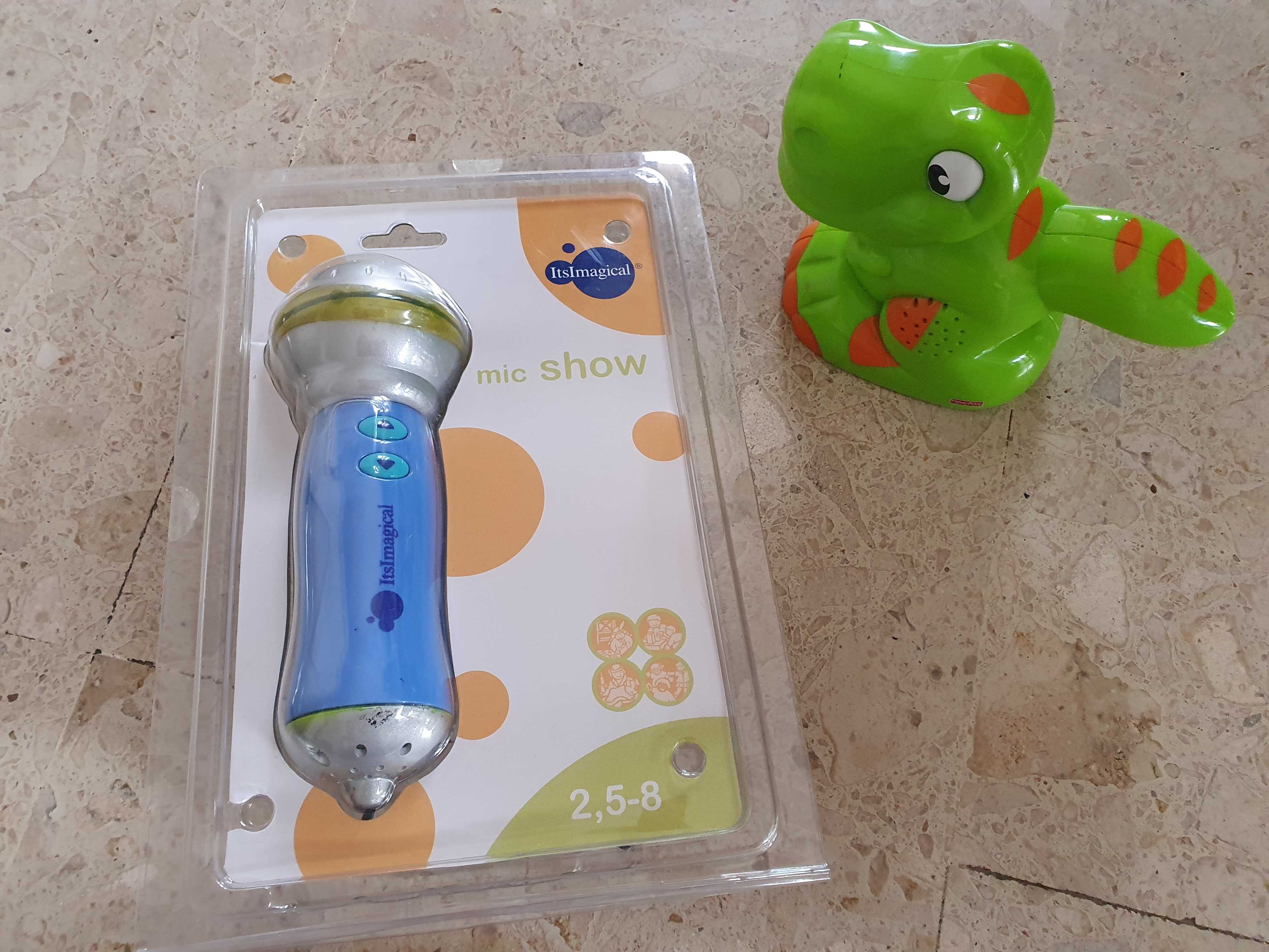 Microfone e dinossauro com som e luz
