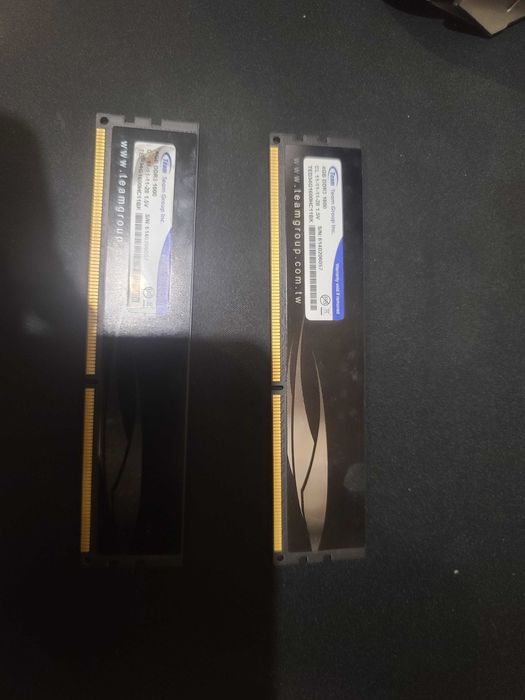 Оперативна пам'ять Team Elite 4gb 1600
