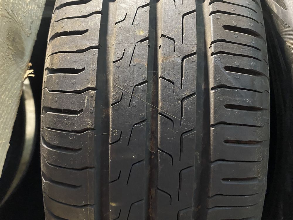 Шини літні 185/65r15 Continintal Ecocontact 6