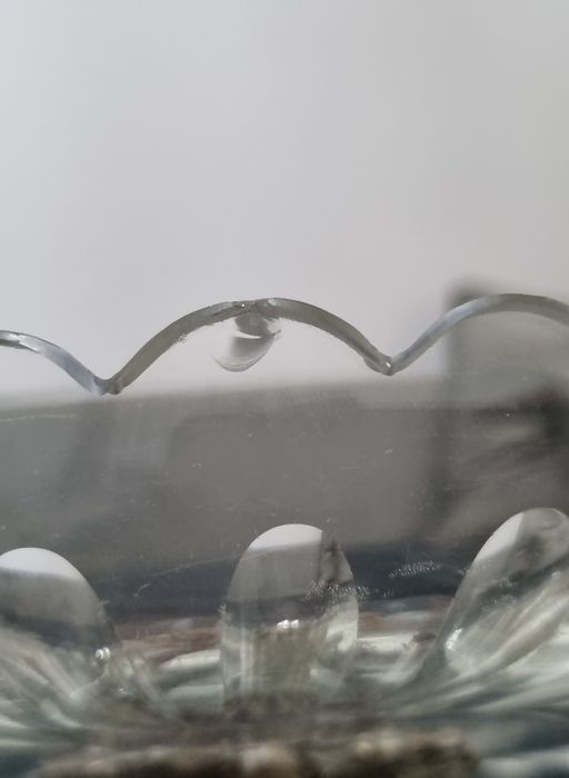 Posrebrzana i sygnowana patera z postacią kobiety i 2 dzieci, secesja