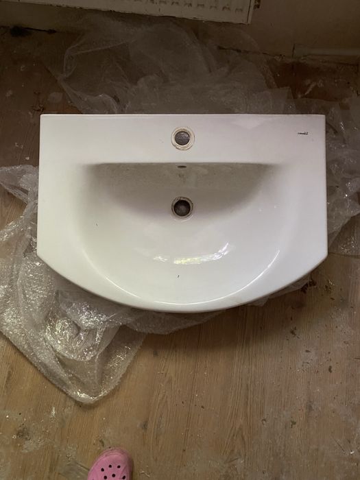Продам Умывальник