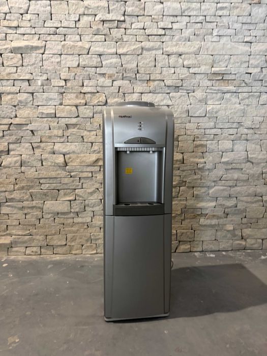 Кулер для води HotFrost