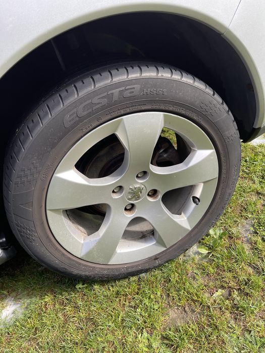 Шини з дисками Пежо 3008 5008 215/50/R17.4*108 Et-29