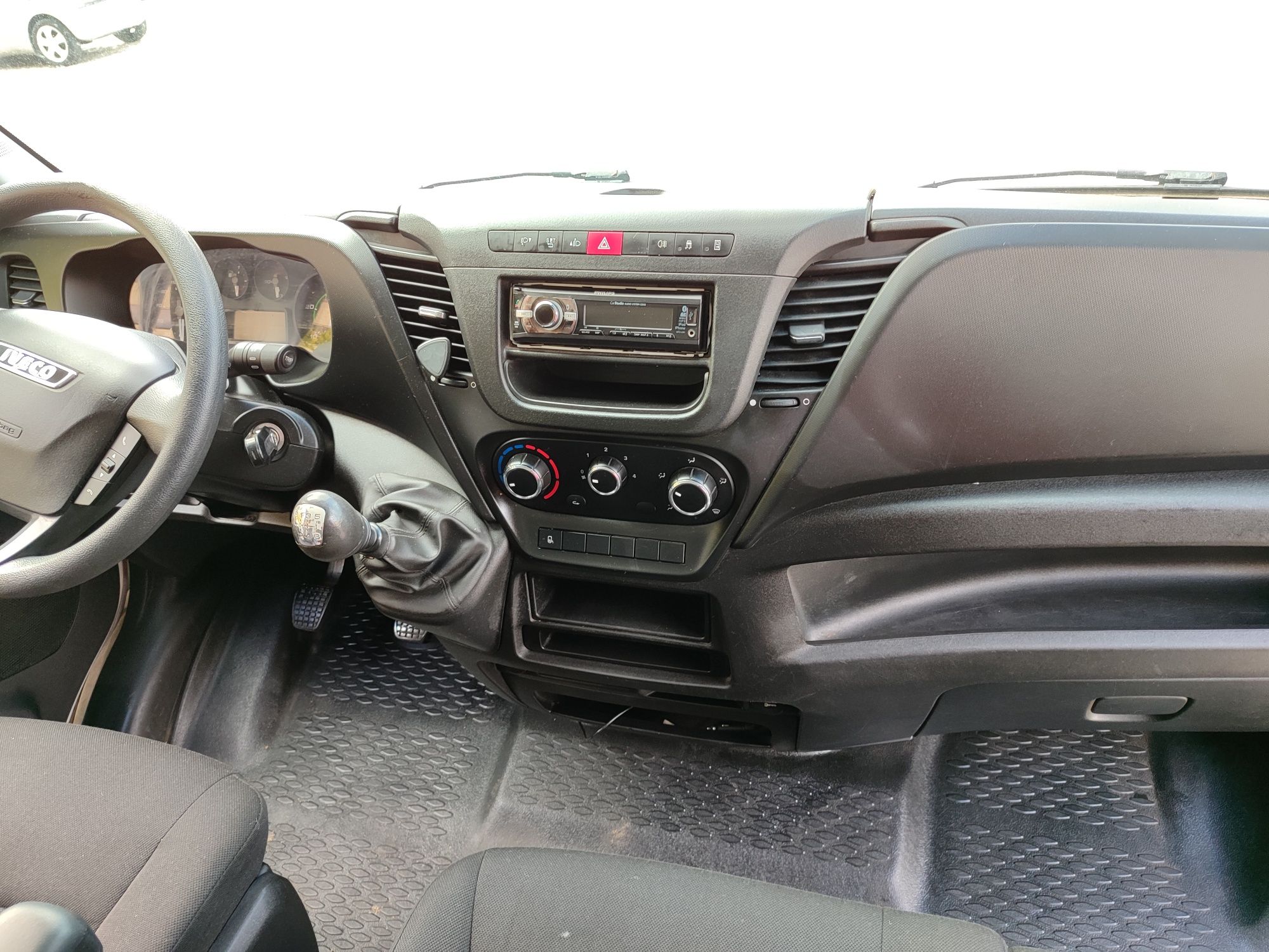 Iveco Daily 2.3Hpi Longa
Vidros Elétricos 
Fecho Centralizado com Coma
