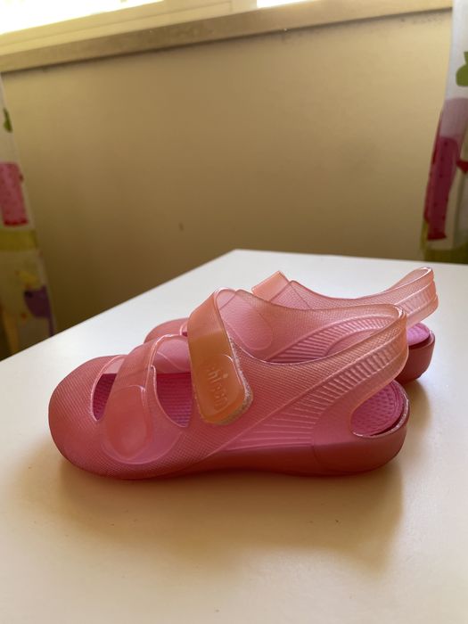 Sandalias praia chicco 23