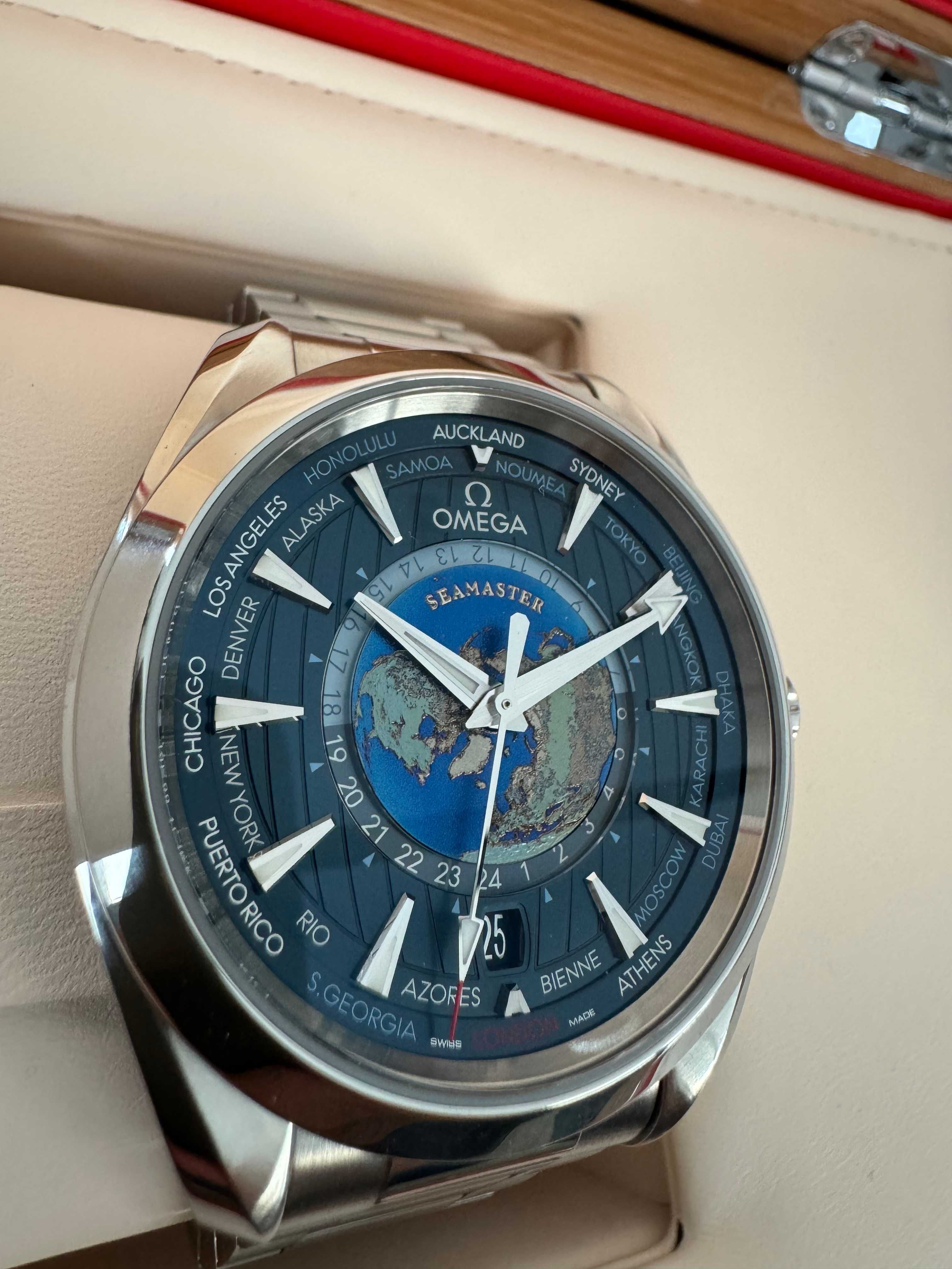 Omega Seamaster Aqua Terra Worldtimer  /  2022