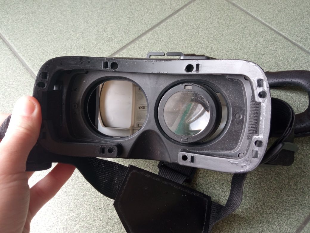 На запчасти очки VR Box