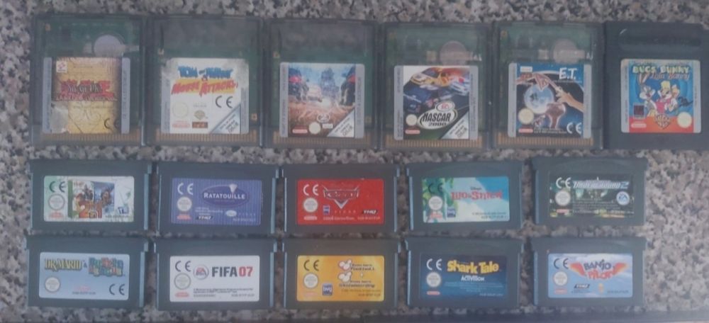 Gameboy vários jogos.