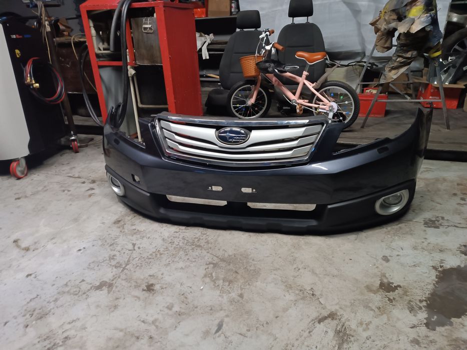 Бампер передний Subaru outback