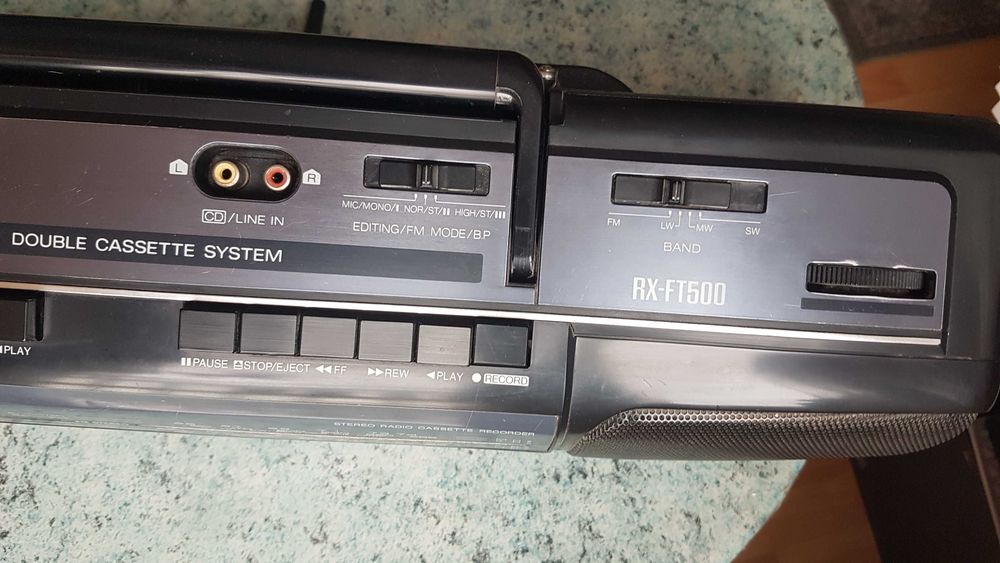 Radiomagnetofon Panasonic model RX-FT500 - PRL