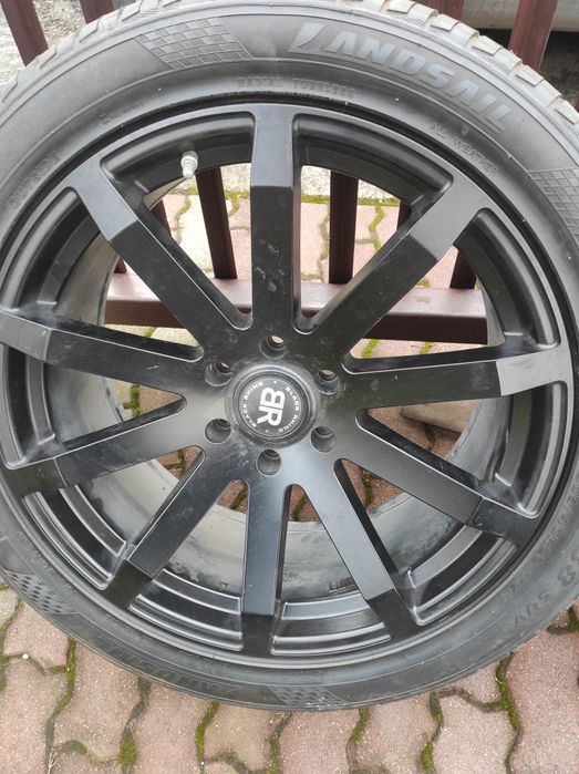Felgi R22 Black Rhino 6x139.7 ET25