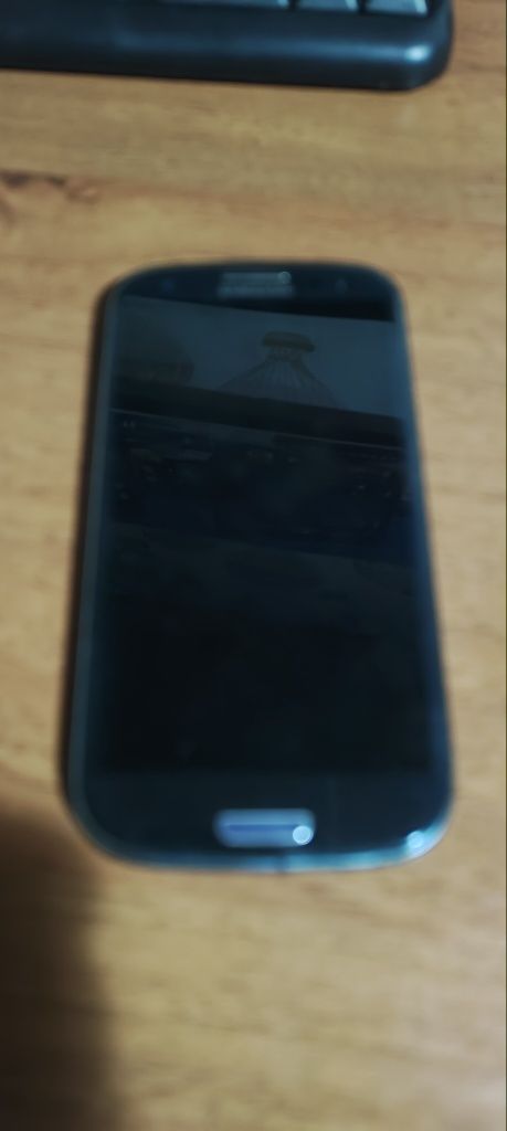 Samsung S3 в хорошому стані меню телефону навіть не глючить