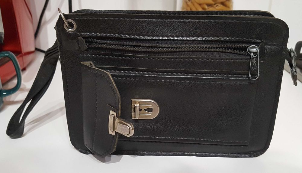 saszetka czarna męska na dokumenty-