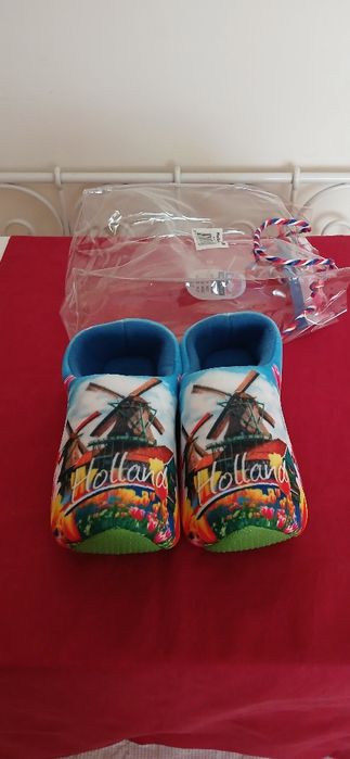 Pantufas/Socas da Holanda, novas