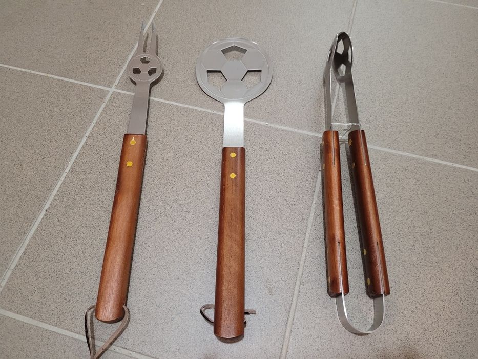 NOWY - Zestaw do grillowania