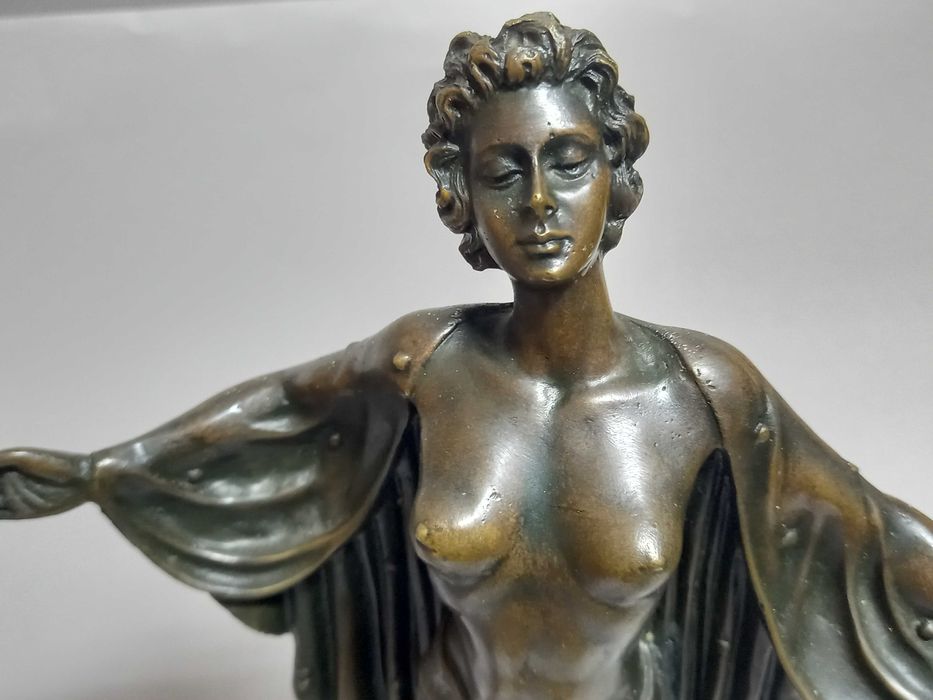 Bogini, brąz, proj. Demeter H. Chiparus, lata 20,30-te