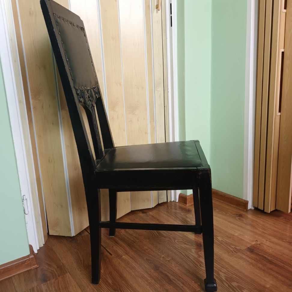 Krzesła okres międzywojenny 6 sztuk