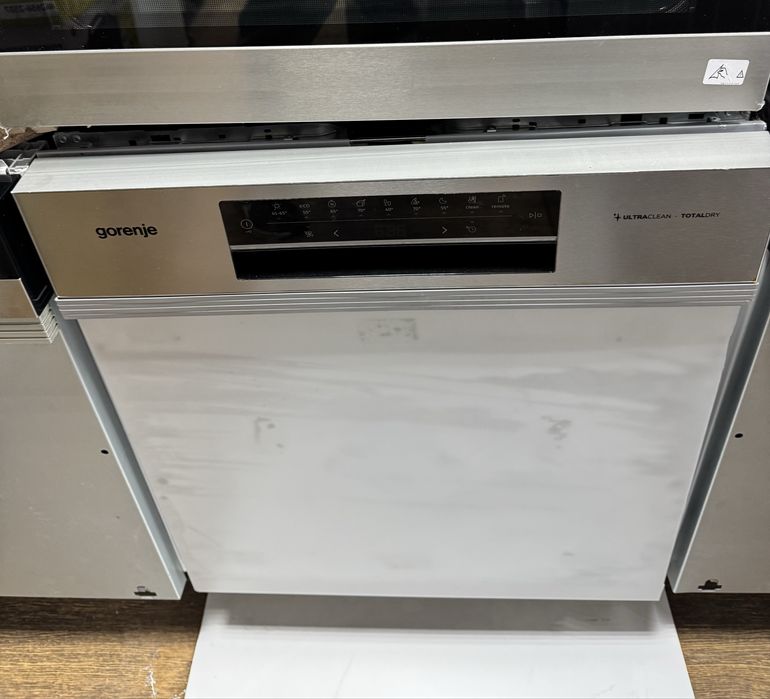 Вбудована посудомийна машина G600, 60 см