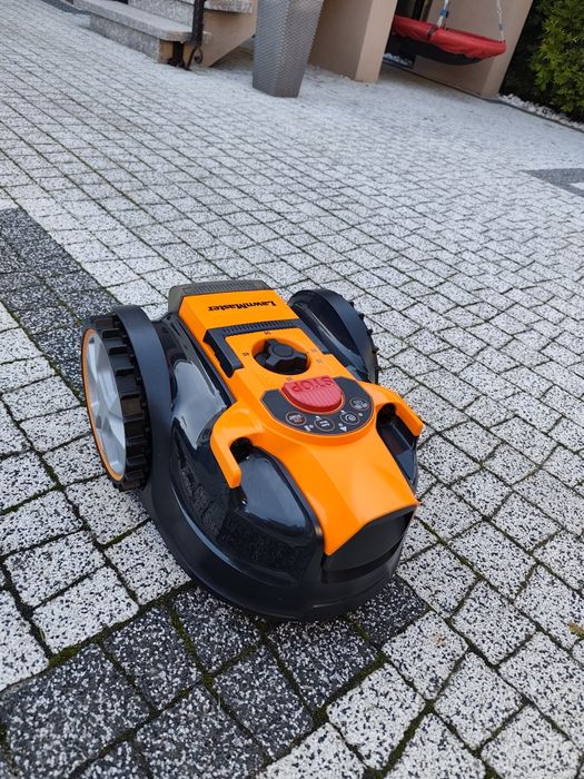 Kosiarka robot do trawy