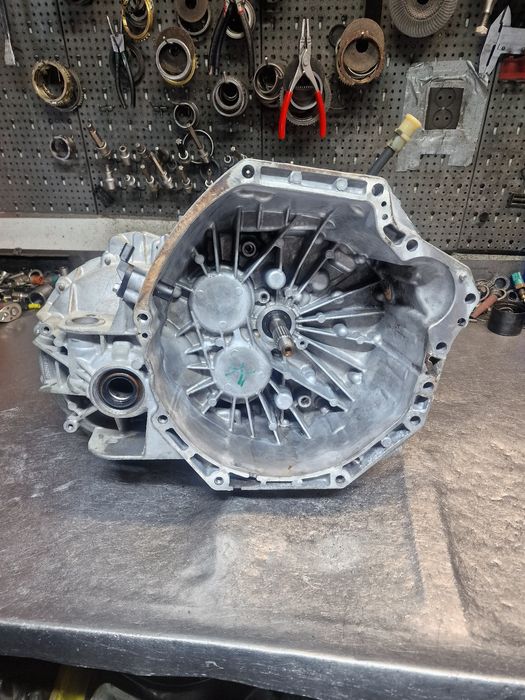 Skrzynia biegów Opel Vivaro Renault Trafic 1.6 Biturbo