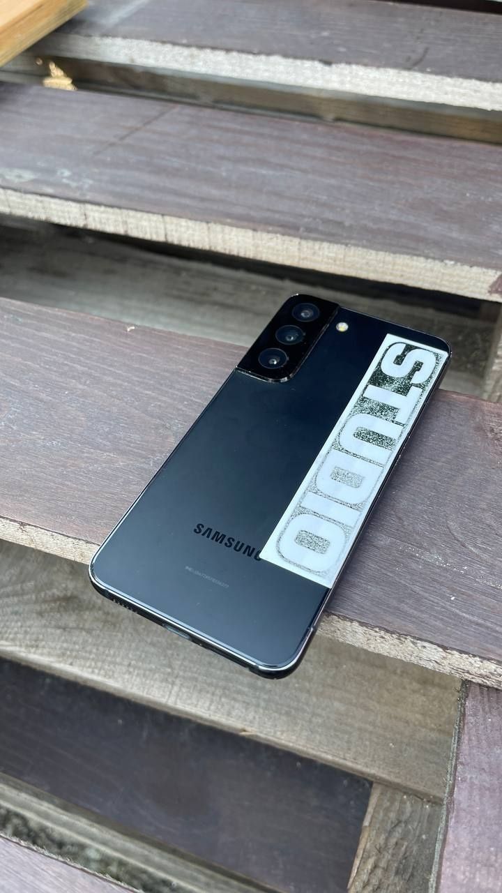 Samsung S22 обмін