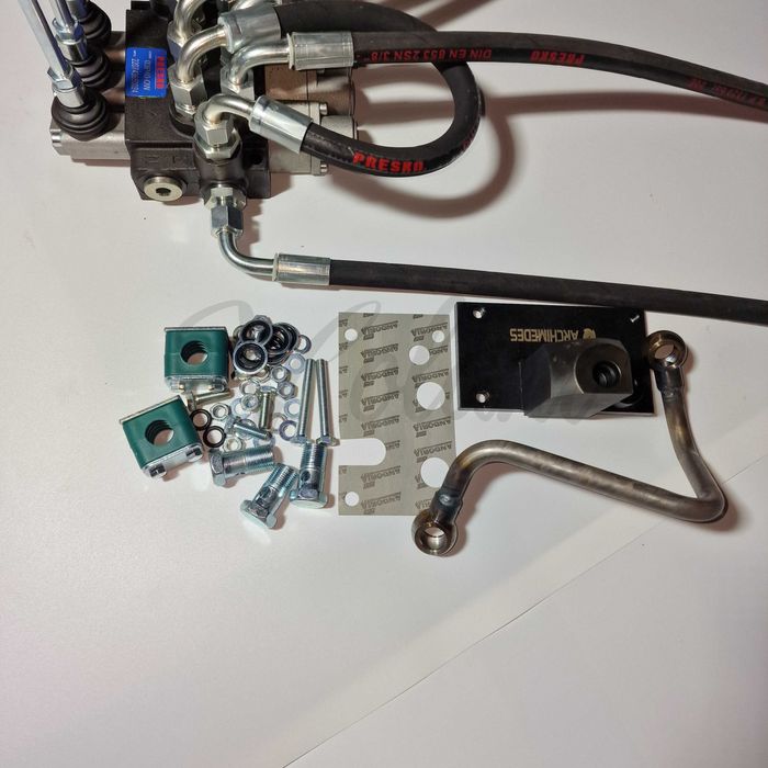 Rozdzielacz 3 Sekcyjny C-360 Ursus Zewnętrzny Hydrauliczny Kpl.