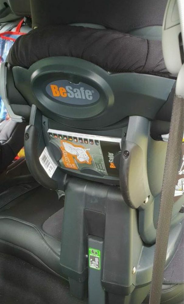 Fotelik samochodowy BeSafe iZi Combi X4 ISOFIX przód/tył, 0-18 / 9-18