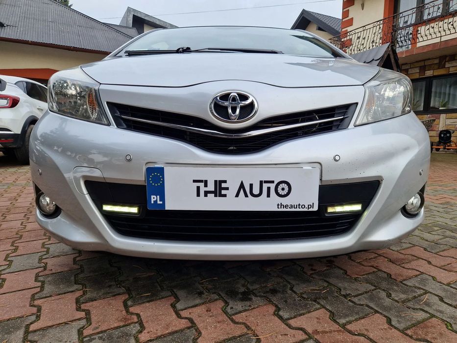 Toyota Yaris 1.3 BARDZO ŁADNA niski przebieg SALON PL polecam serwisowana