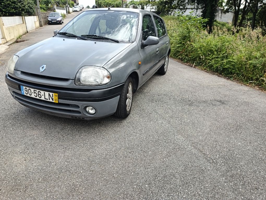 Renault Clio 1.2 de 1998