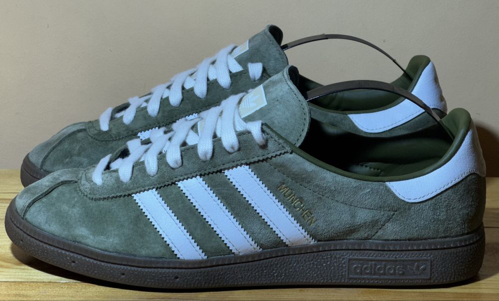 Оригінальні кросівки Adidas Munchen. Розмір 43(27,5 см)