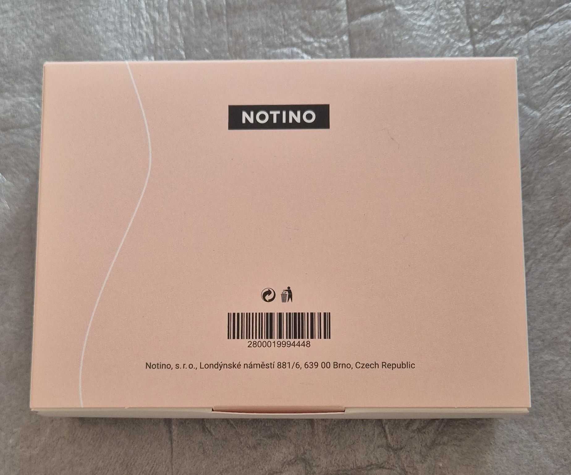 Zestaw kosmetyków.  Beauty Discovery Box Notino Le Peau Lumineuse.