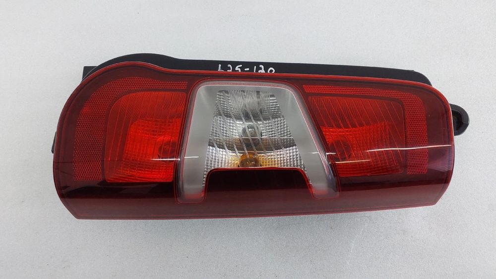 Farolim direito PEUGEOT Partner (K9)