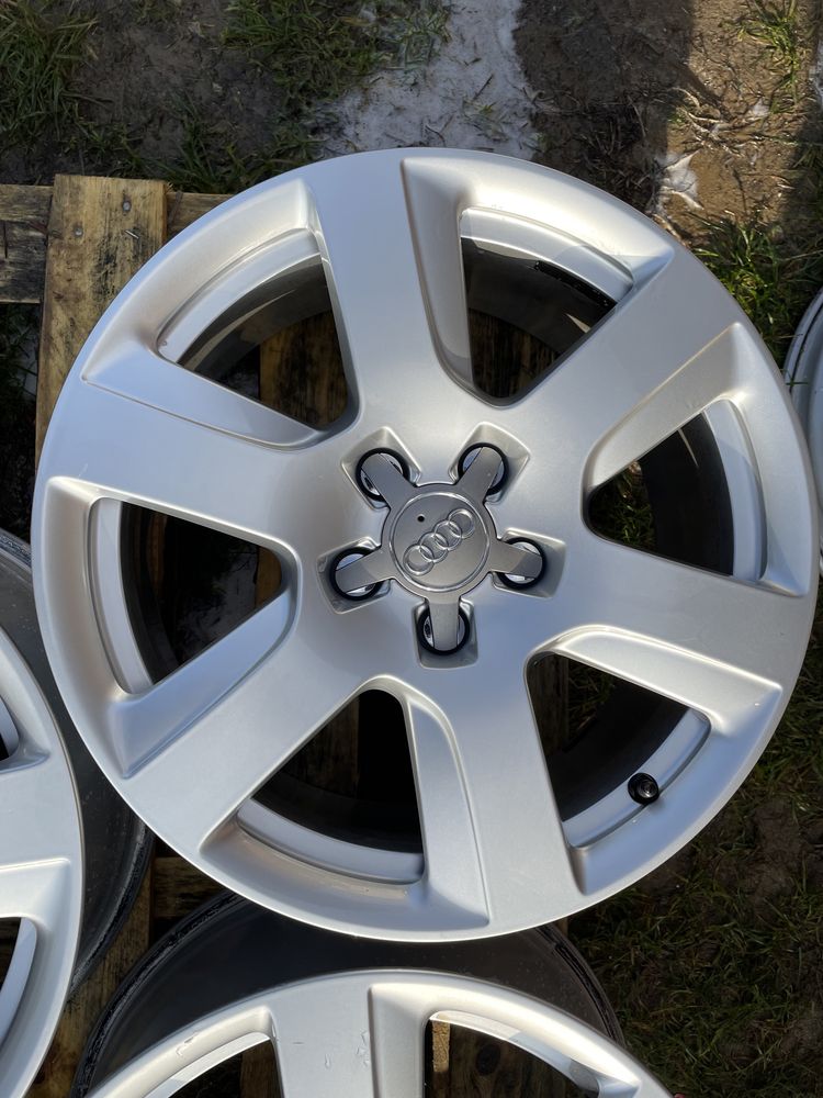 NP Piękne felgi aluminiowe 17” 5x112 Audi