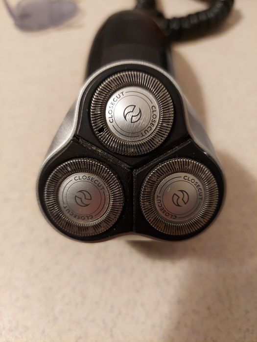 Golarka Philips HQ6927