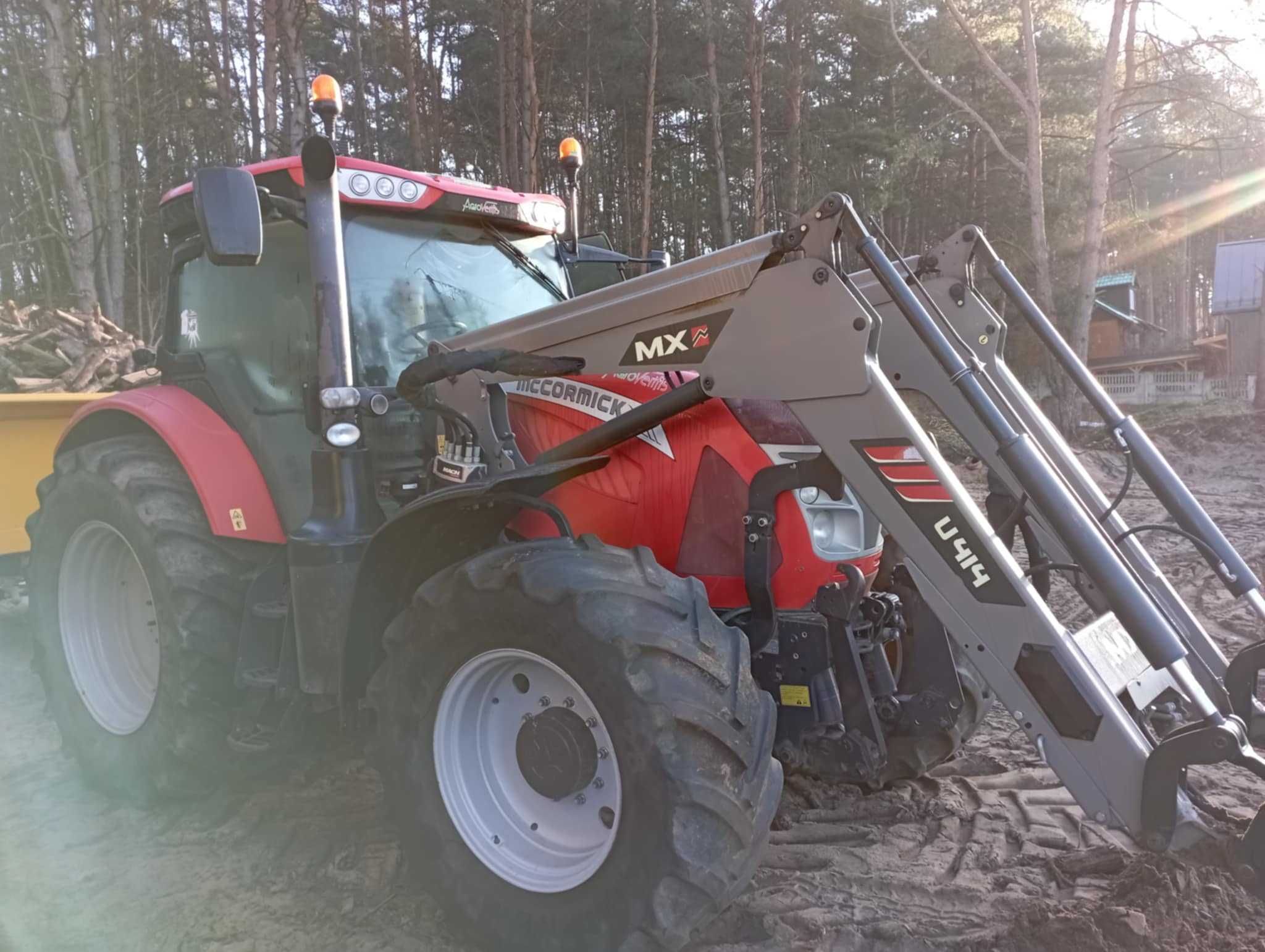 Mccormick X7.660 + Ładowacz MX